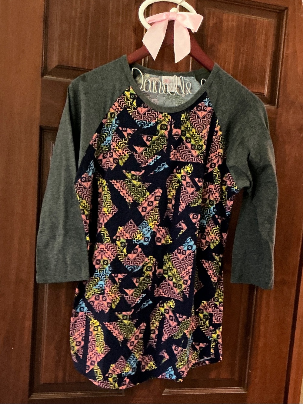 Women’s Multicolor Geometric Raglan Tee